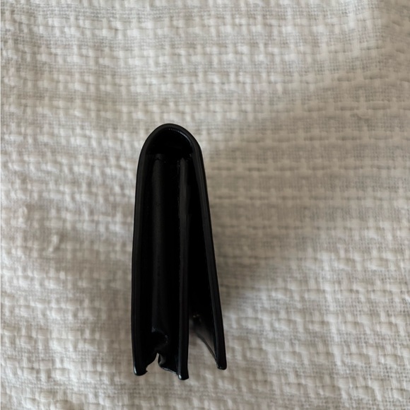 Yves Saint Laurent Black Leather women’s wallet - Picture 8 of 12